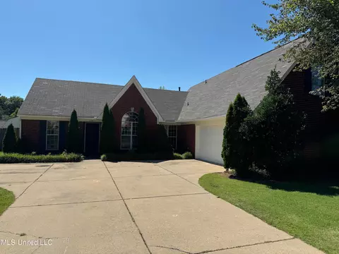 6947 Wrenwood Dr, Horn Lake, MS 38637
