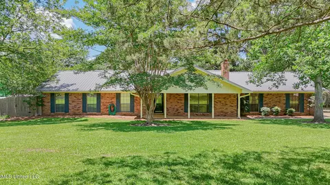 317 Hebron Hill Dr, Brandon, MS 39042