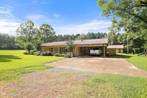 490 Davis Crossing Rd, Canton, MS 39046 photo 2