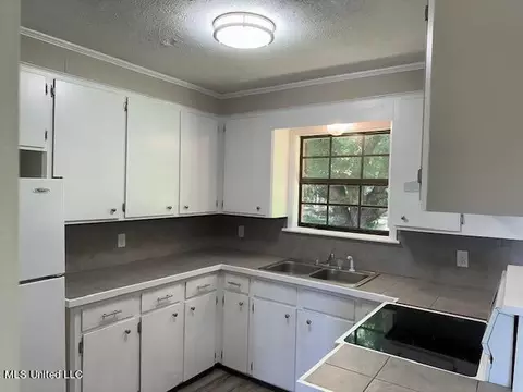 Kitchen - 843 E Dinkins St, Canton, MS 39046 photo 3 of 3