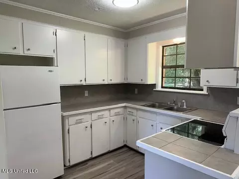 Kitchen - 843 E Dinkins St, Canton, MS 39046 photo 1 of 3