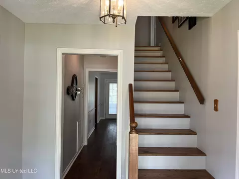 404 Arundel Dr, Brandon, MS 39047 photo 4
