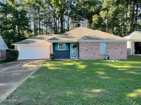 5062 Womack Dr, Byram, MS 39272 photo 1