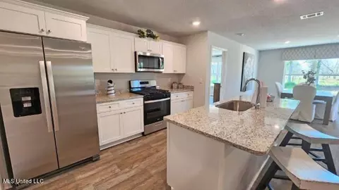 Kitchen - 3221 King St, Lucedale, MS 39452 photo 2 of 2
