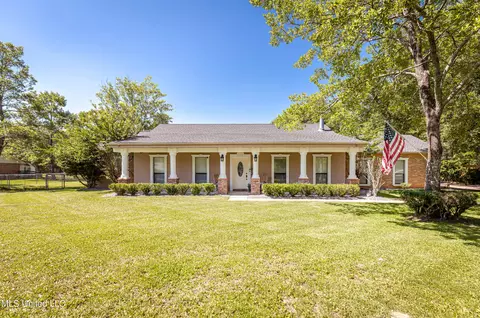 12526 Quail Ridge Rd, Gulfport, MS 39503