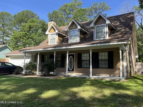275 Turtle Creek Dr, Byram, MS 39272