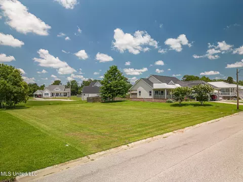 111 Runnels Ave, Long Beach, MS 39560 photo 3