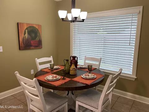 Dining - 303 Old Town Cir, Brandon, MS 39042 photo 1 of 1