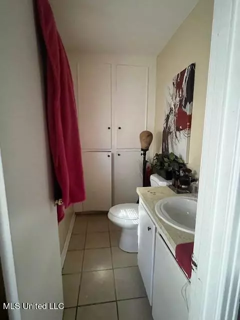 513 Lowder Dr, Jackson, MS 39209 photo 8
