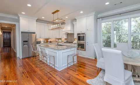 Kitchen - 104 Vinca Dr, Madison, MS 39110 photo 2 of 7