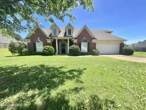 103 Highland Dr, Senatobia, MS 38668