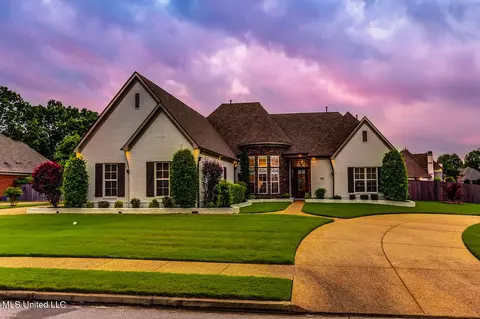 1258 Courtyard Dr, Southaven, MS 38671