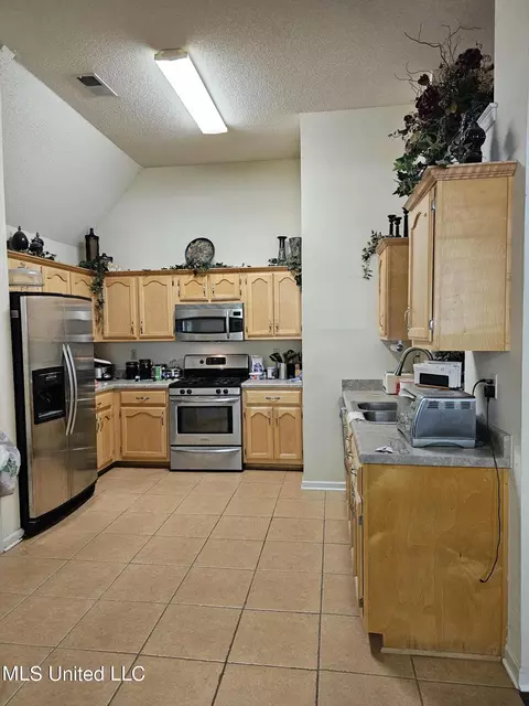 9883 Devon Ridge Dr, Olive Branch, MS 38654 photo 6
