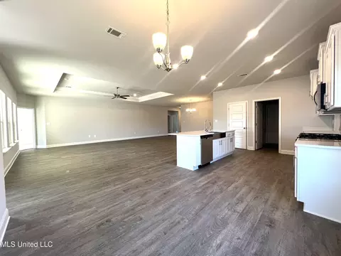 9002 Addison Blvd, Long Beach, MS 39560 photo 5