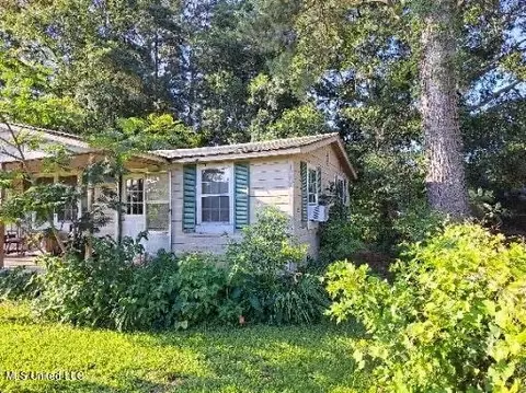 604 NW Goodwater Rd, Magee, MS 39111