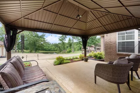 4392 Sunset Rd, Nesbit, MS 38651 photo 4