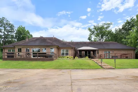 4392 Sunset Rd, Nesbit, MS 38651 photo 8