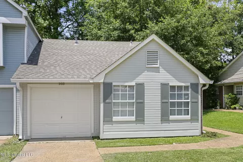 103 Glen Hollow Dr, Clinton, MS 39056