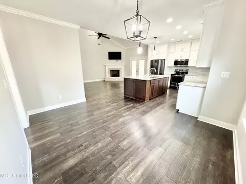 655 Shady Brooke Ln, Hernando, MS 38632 photo 17