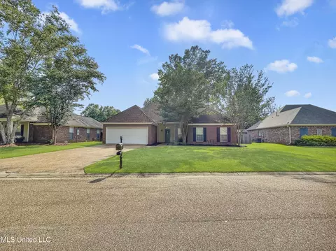 426 Old Town Cir, Brandon, MS 39042