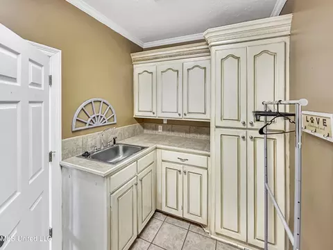 Other - 426 Old Town Cir, Brandon, MS 39042 photo 4 of 7