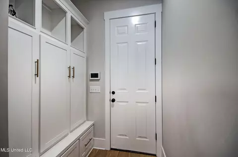 Entry Way - 469 Crossvine Pl, Madison, MS 39110 photo 2 of 2