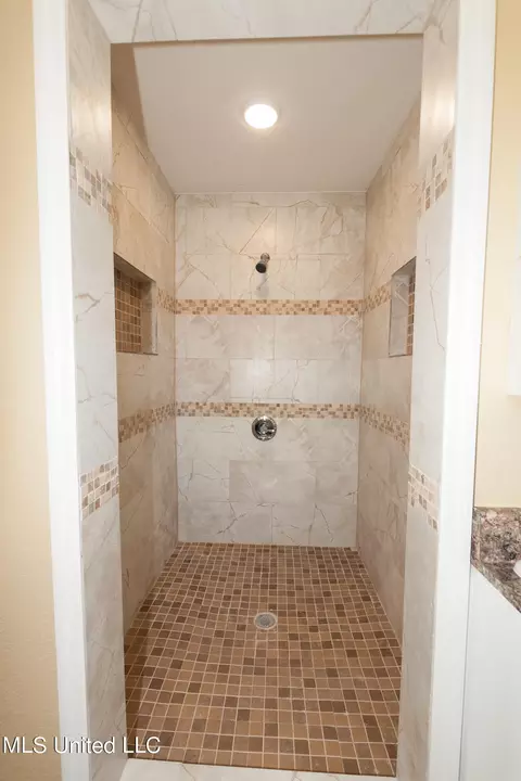 4319 Tela Dr, Moss Point, MS 39563 photo 10