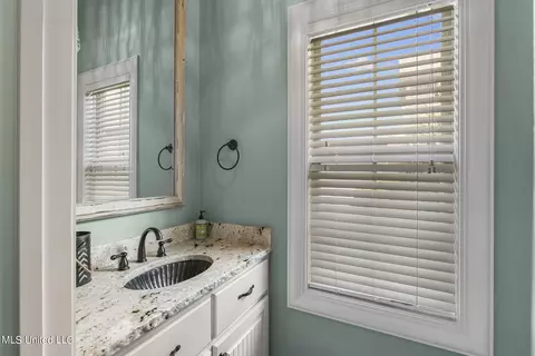 Bath - 600 Turquoise Ct, Flowood, MS 39232 photo 8 of 11