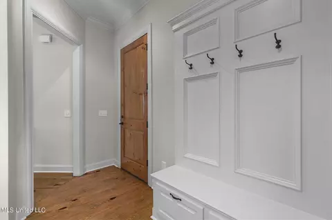 Entry Way - 600 Turquoise Ct, Flowood, MS 39232 photo 4 of 5