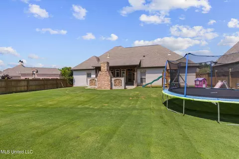 Exterior - 600 Turquoise Ct, Flowood, MS 39232 photo 11 of 14