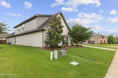 Exterior - 600 Turquoise Ct, Flowood, MS 39232 photo 2 of 14