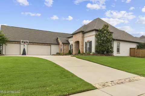 Exterior - 600 Turquoise Ct, Flowood, MS 39232 photo 4 of 14