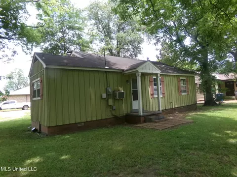500 Chestnut St, Marks, MS 38646 photo 3