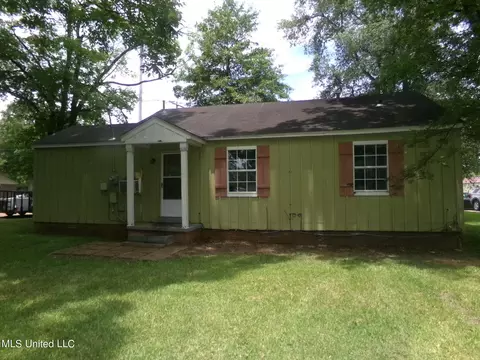 500 Chestnut St, Marks, MS 38646 photo 2