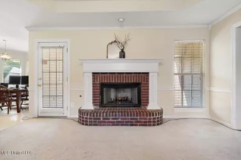 454 Hillandale Dr, Jackson, MS 39212 photo 9