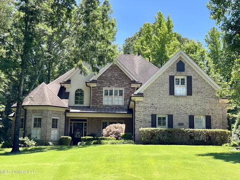 5701 Burlington Ln, Olive Branch, MS 38654