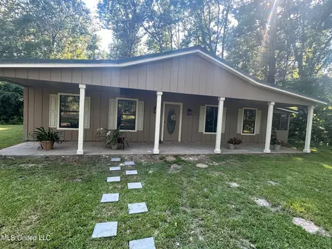 180 Tisdale Ln, Florence, MS 39073