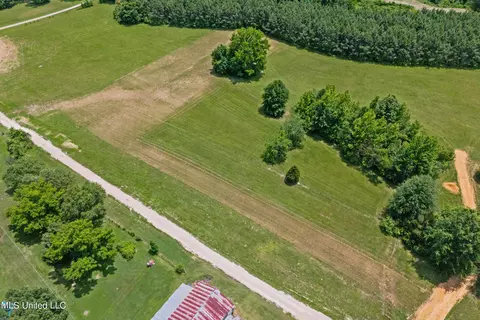 2645 Odom Road 2e, Hernando, MS 38632
