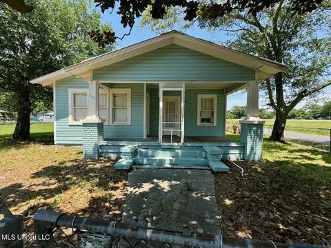1302 36th Ave, Gulfport, MS 39501