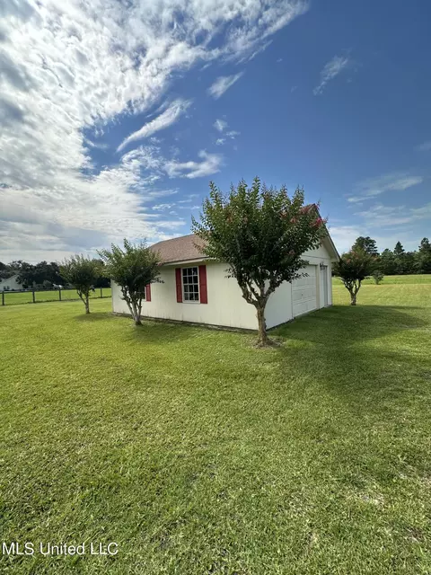 Other - 4600 Grass Ridge Rd, Moss Point, MS 39562 photo 6 of 8