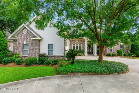 24607 Oak Island Dr, Pass Christian, MS 39571