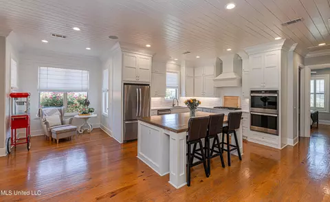 Kitchen - 216 First Colony Blvd, Madison, MS 39110 photo 1 of 5