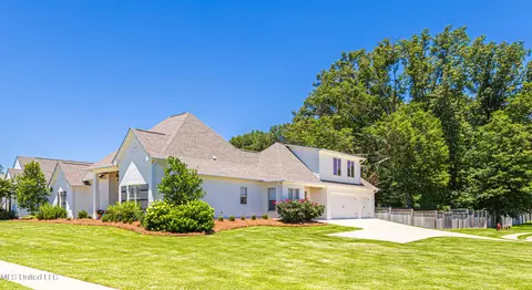 Exterior - 216 First Colony Blvd, Madison, MS 39110 photo 2 of 14