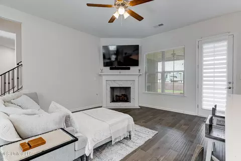 8473 N Stonecrest, Olive Branch, MS 38654 photo 5