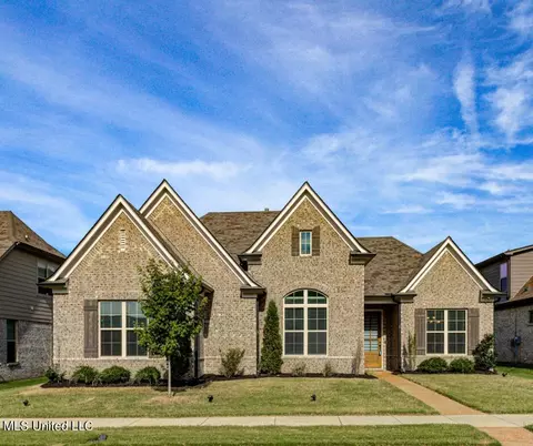 8473 N Stonecrest, Olive Branch, MS 38654