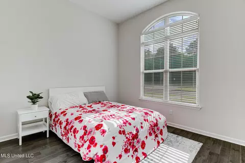 8473 N Stonecrest, Olive Branch, MS 38654 photo 18