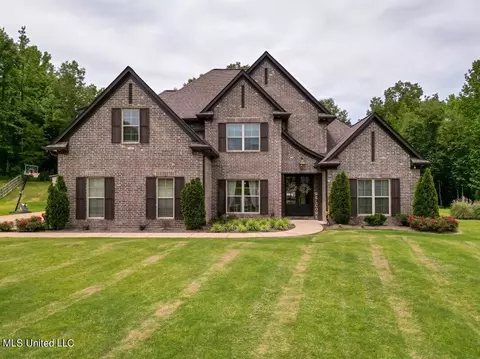 11413 Cedar Point Cv, Hernando, MS 38632