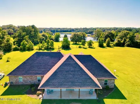 251 Lumpkin Road Rd, Carriere, MS 39426
