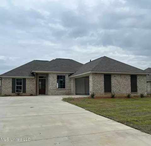 228 Hemingway Cir, Canton, MS 39046