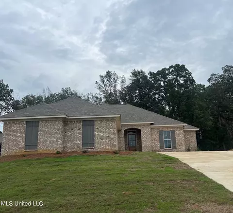 231 Hemingway Cir, Canton, MS 39046